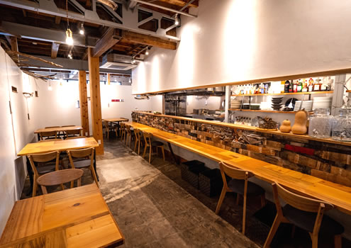 cucina salve (クチーナ サルヴェ)店内